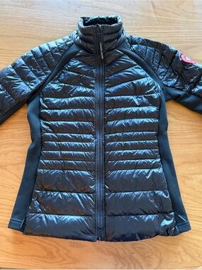 Canada Goose Black Quilted Down Jacket 

HyBridge Lite premium